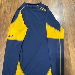 Under armour lightweight shirt